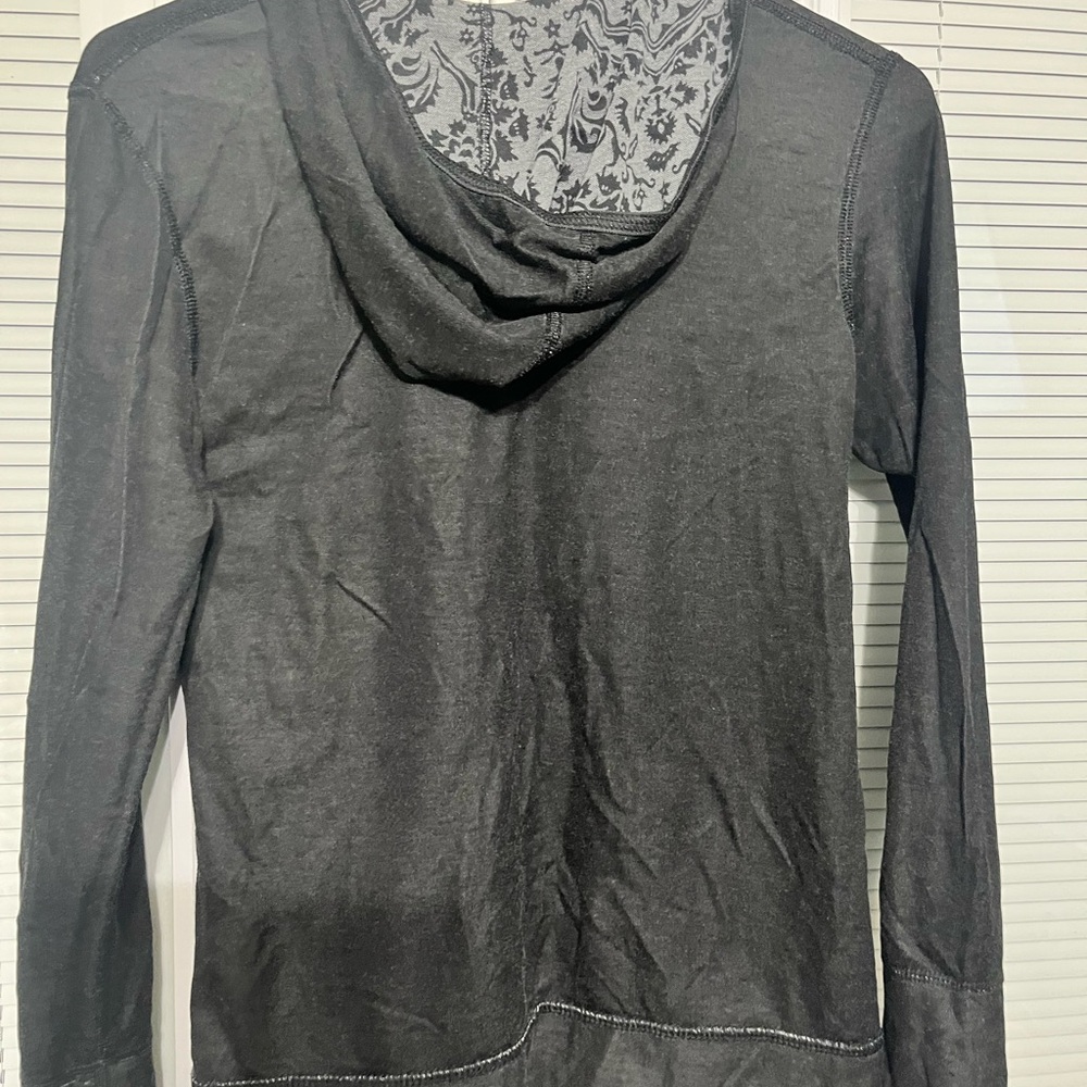 Women's Black Long Sleeve Top